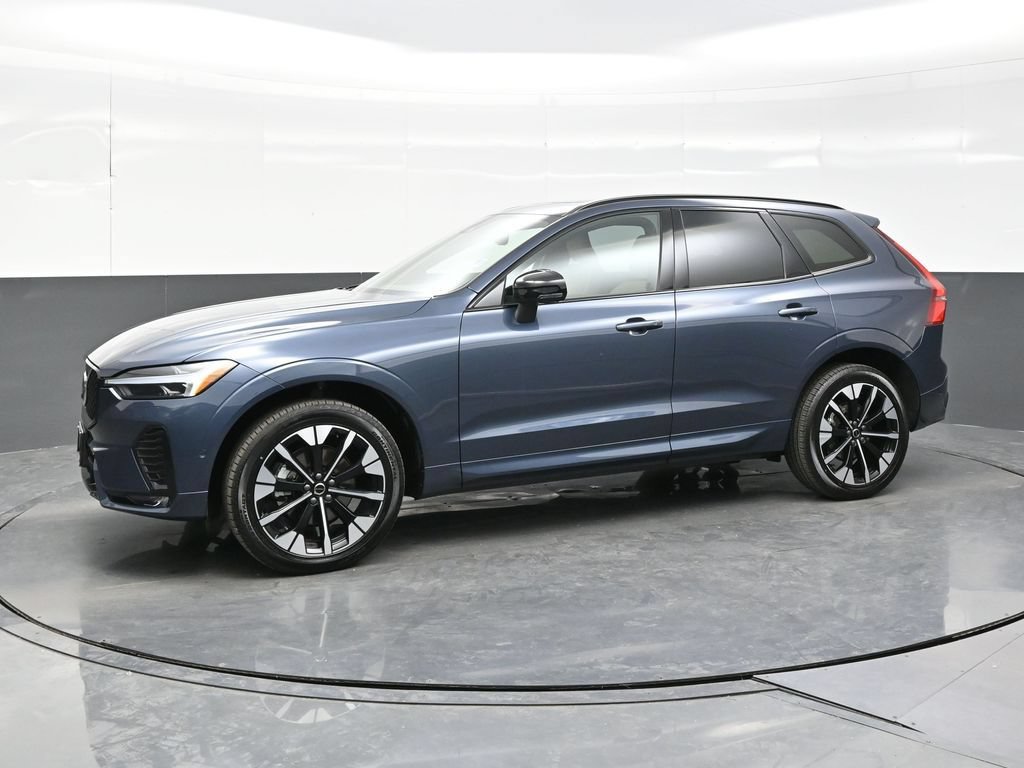 Used 2026 Volvo XC60 B5 Plus AWD/4WD image 3