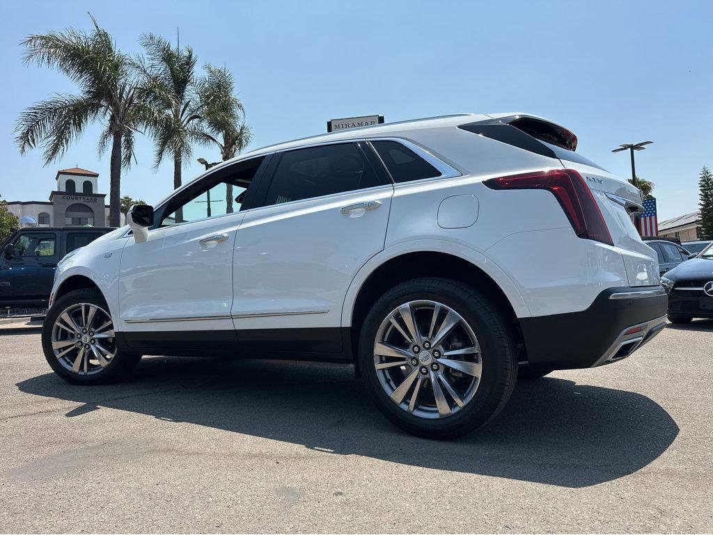 Used 2024 Cadillac XT5 Premium Luxury image 3