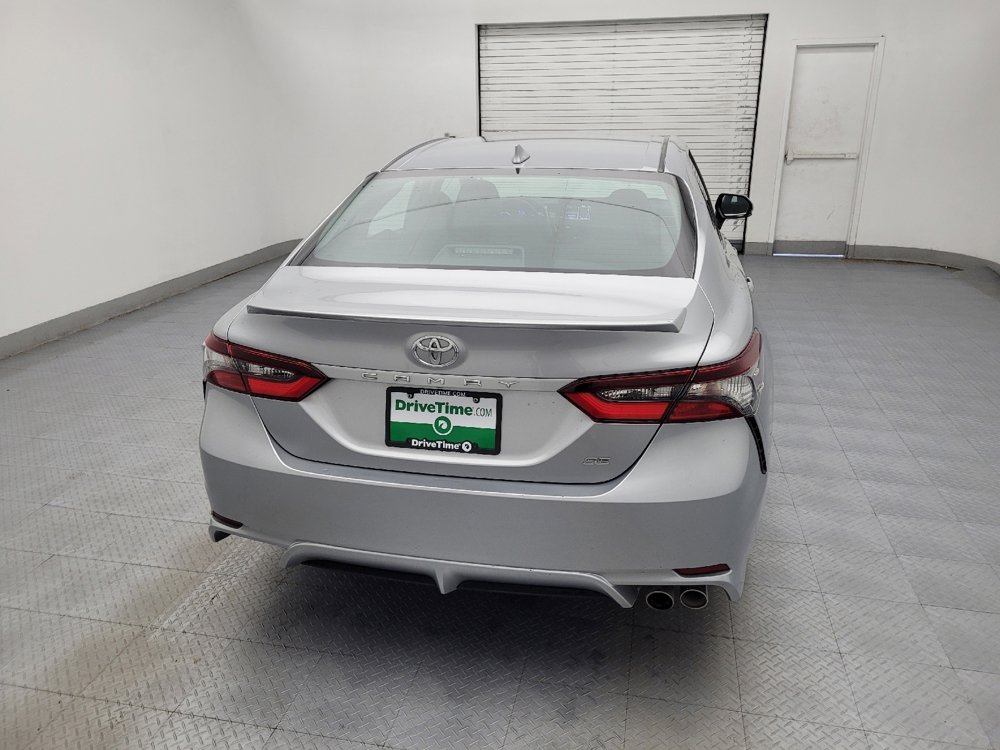 Used 2022 Toyota Camry SE image 7