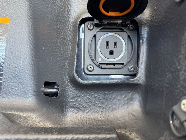 Used 2022 Chevrolet Silverado 1500 LT image 10