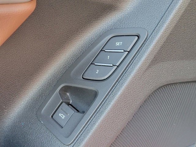 Used 2024 Audi Q3 2.0T Premium image 28