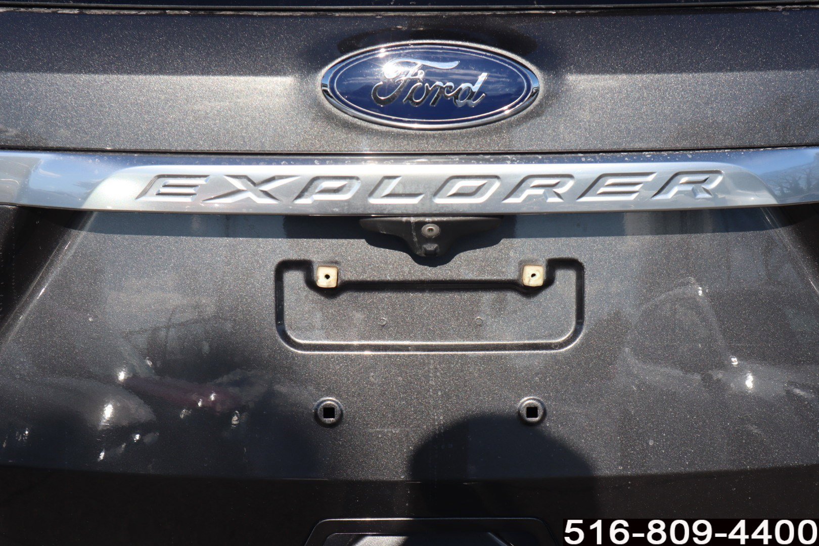 Used 2018 Ford Explorer Platinum image 38