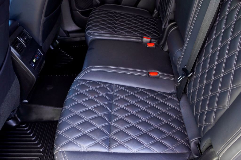 Used 2023 Mitsubishi Outlander SEL FWD image 27