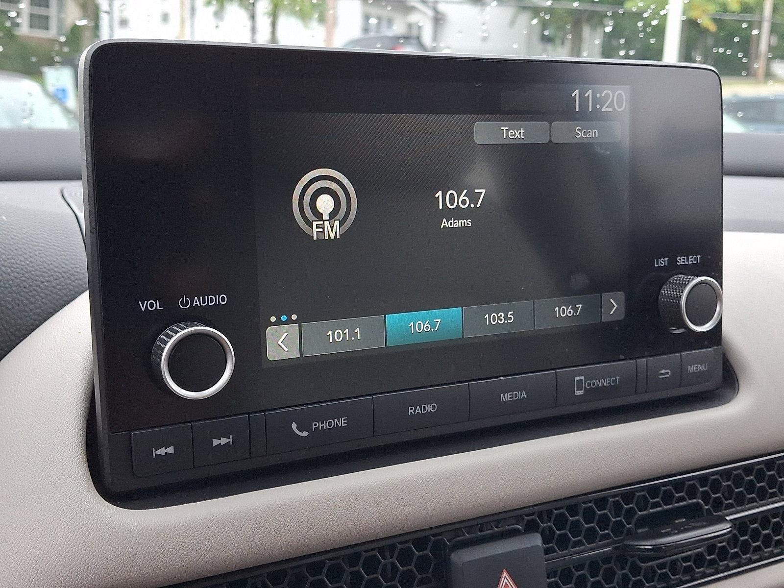 Used 2024 Honda HR-V LX image 16