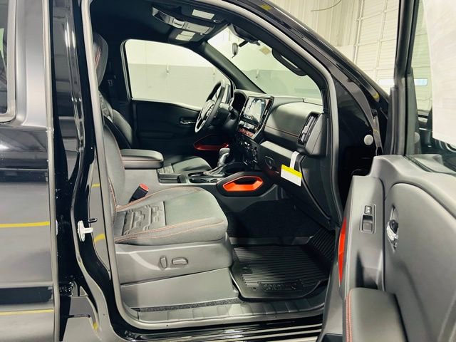 New 2025 Nissan Frontier PRO-4X w/ Interior Protection Package image 31