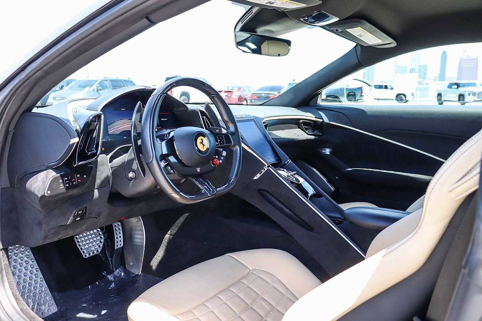 Used 2021 Ferrari Roma RWD image 21