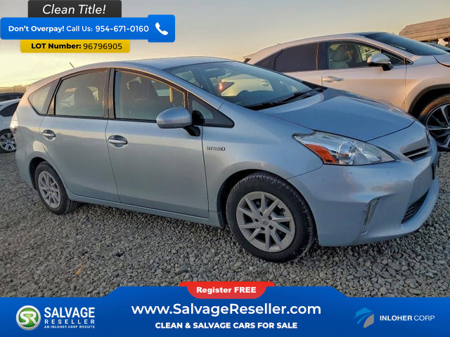 Used 2014 Toyota Prius V image 5