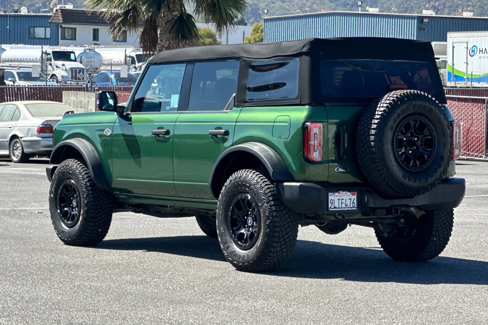 Used 2023 Ford Bronco Wildtrak image 6