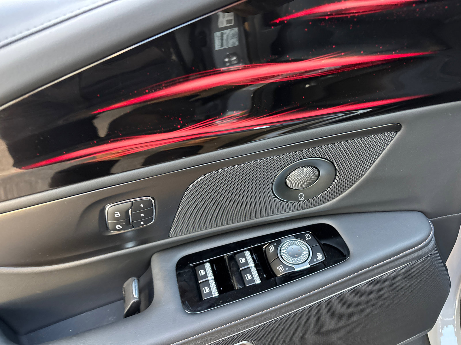 New 2026 Lincoln Nautilus Reserve image 12