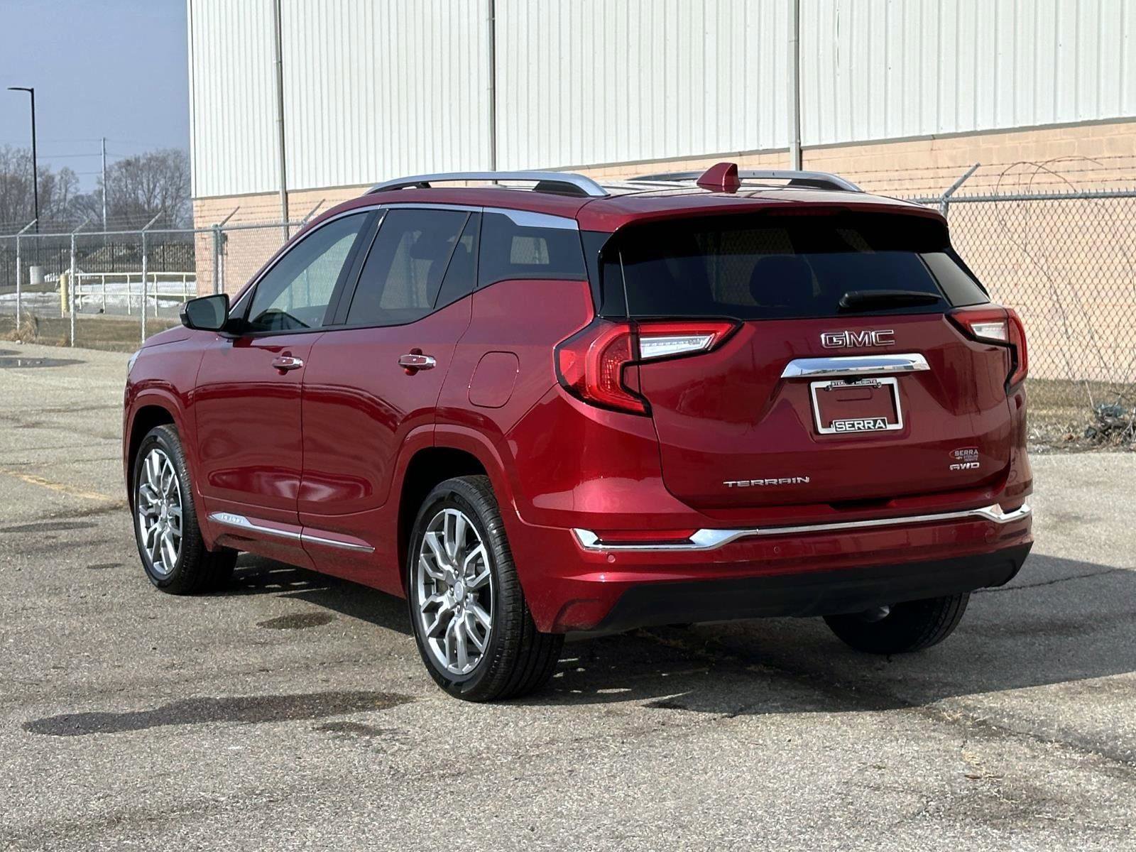 Certified 2024 GMC Terrain Denali w/ Denali Premium Package image 3