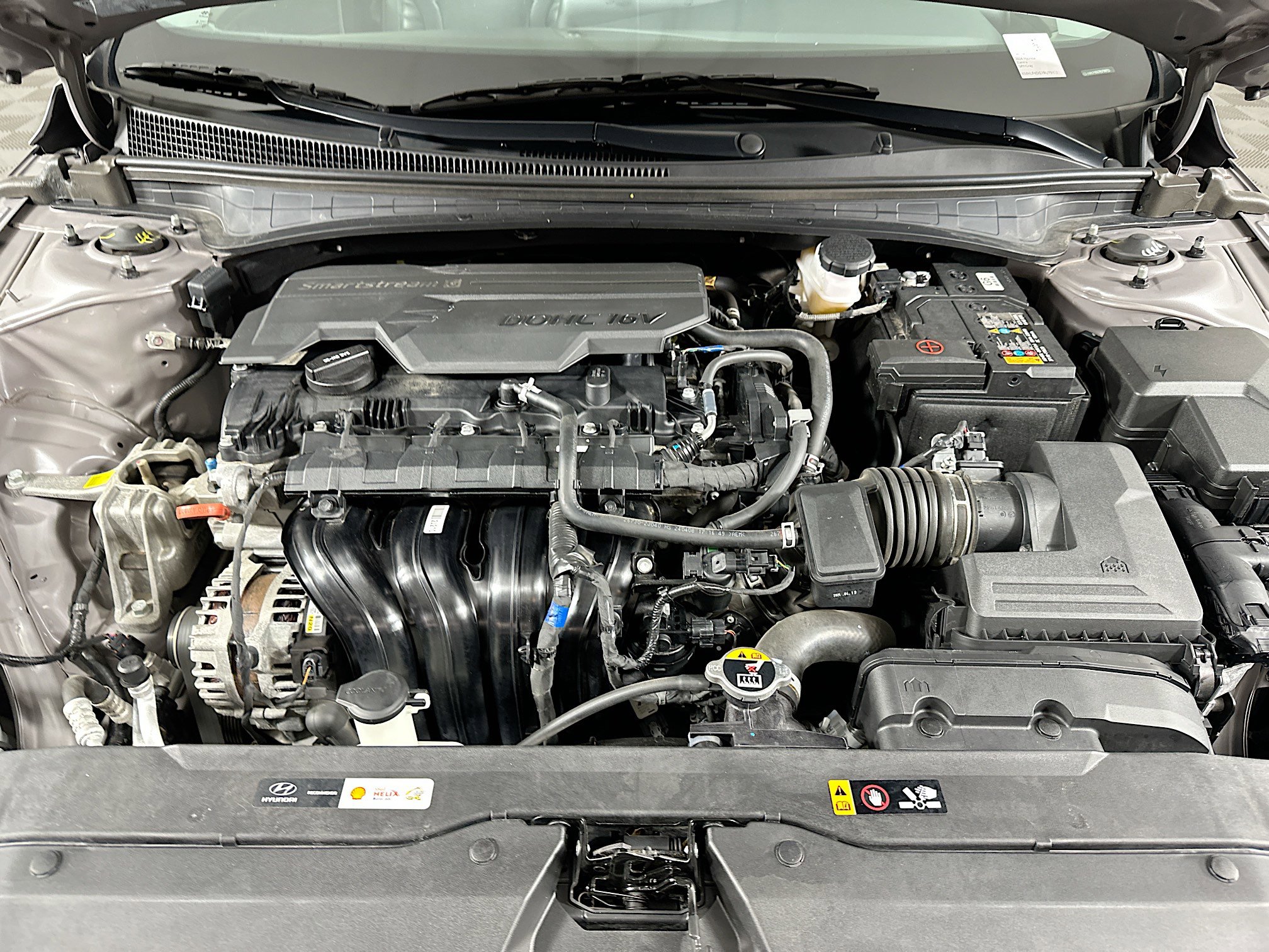 Used 2024 Hyundai Elantra Limited FWD image 33