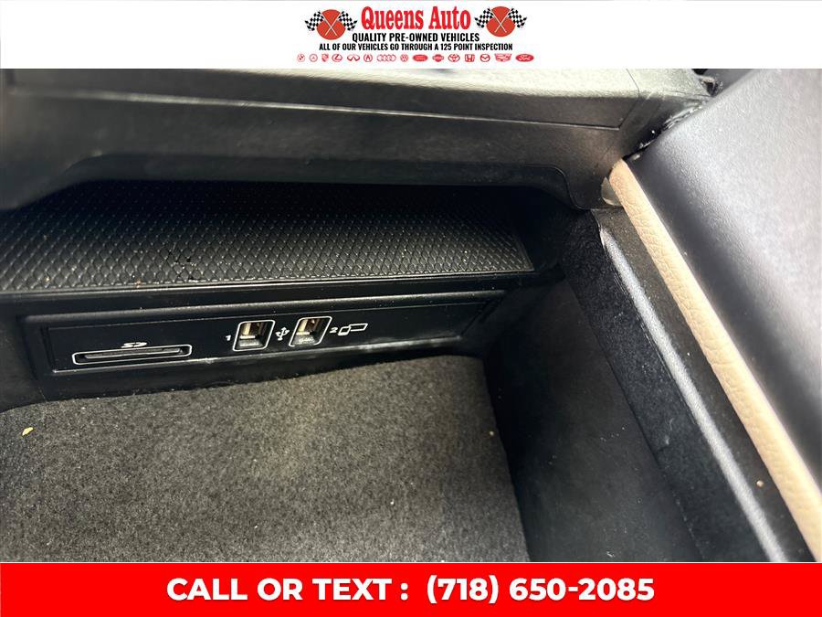 Used 2019 Mercedes-Benz C 300 Sedan image 47