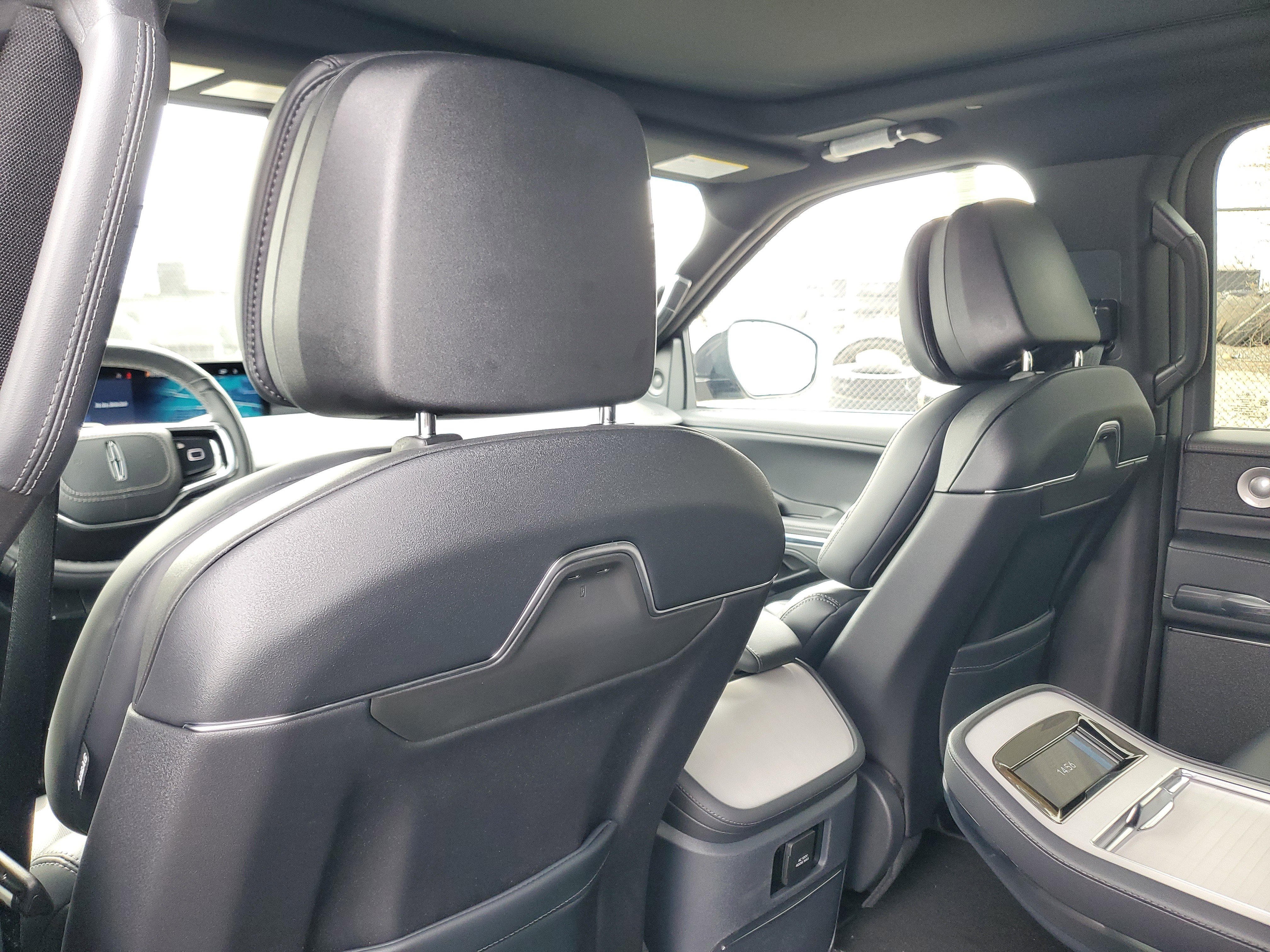 New 2026 Lincoln Navigator Reserve image 28