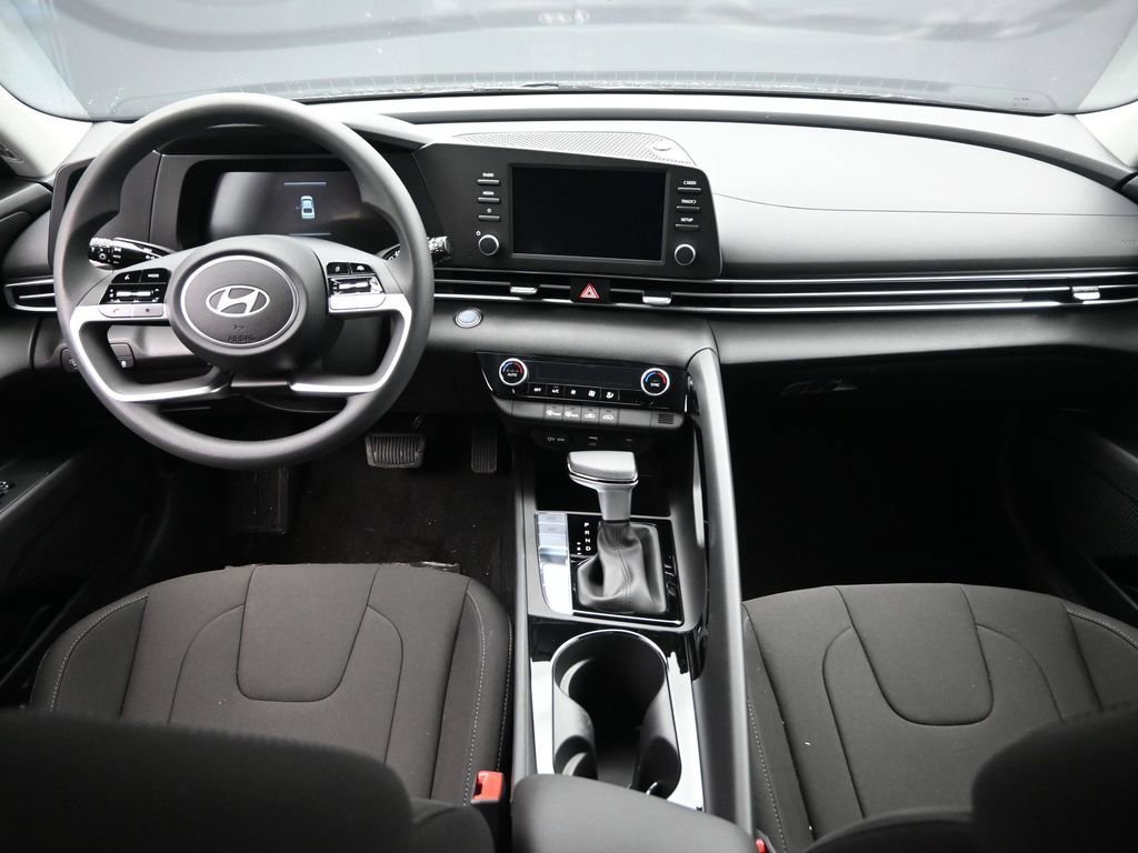 New 2026 Hyundai Elantra Blue image 22