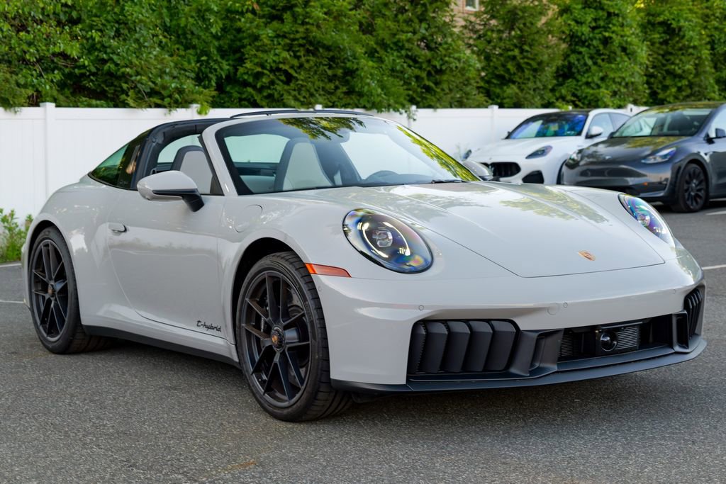 Used 2026 Porsche 911 Targa 4 GTS AWD/4WD image 10