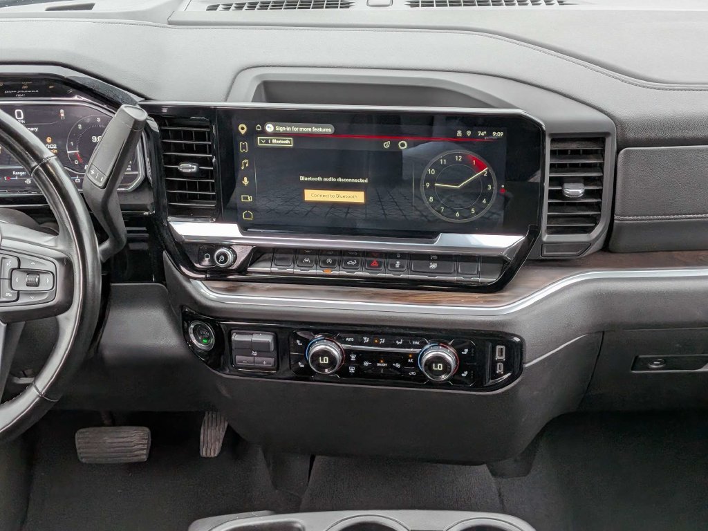 Used 2025 GMC Sierra 1500 SLT RWD image 17