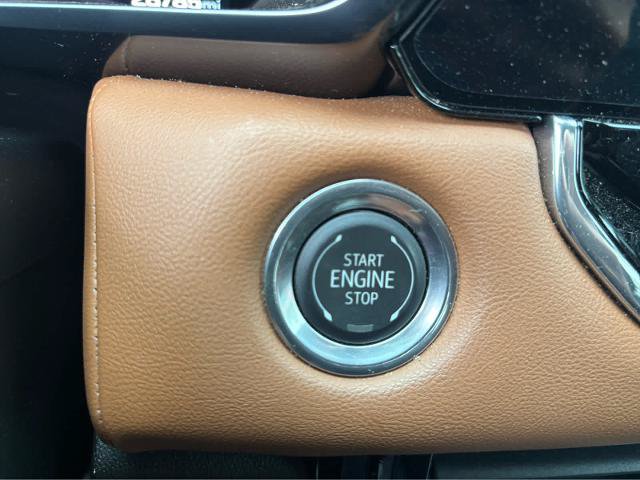 Used 2024 GMC Canyon AT4 AWD/4WD image 23