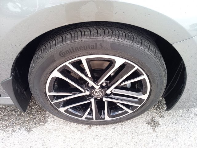 Used 2026 Toyota Camry XLE image 10