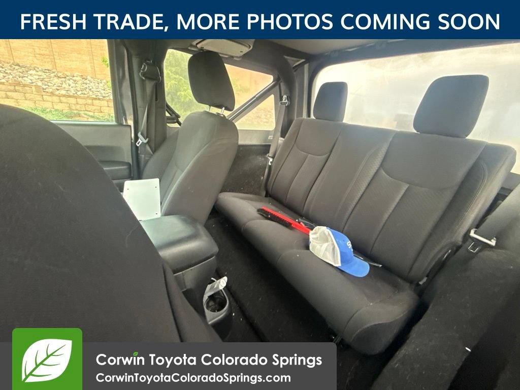 Used 2016 Jeep Wrangler Sport AWD/4WD image 9