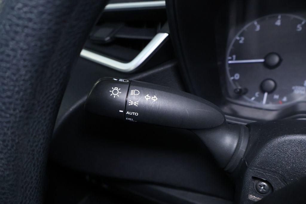 Used 2023 Toyota Corolla LE image 22