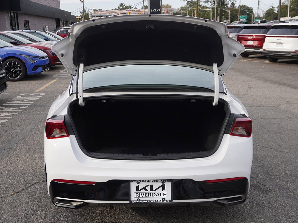 Used 2023 Kia K5 LXS image 19