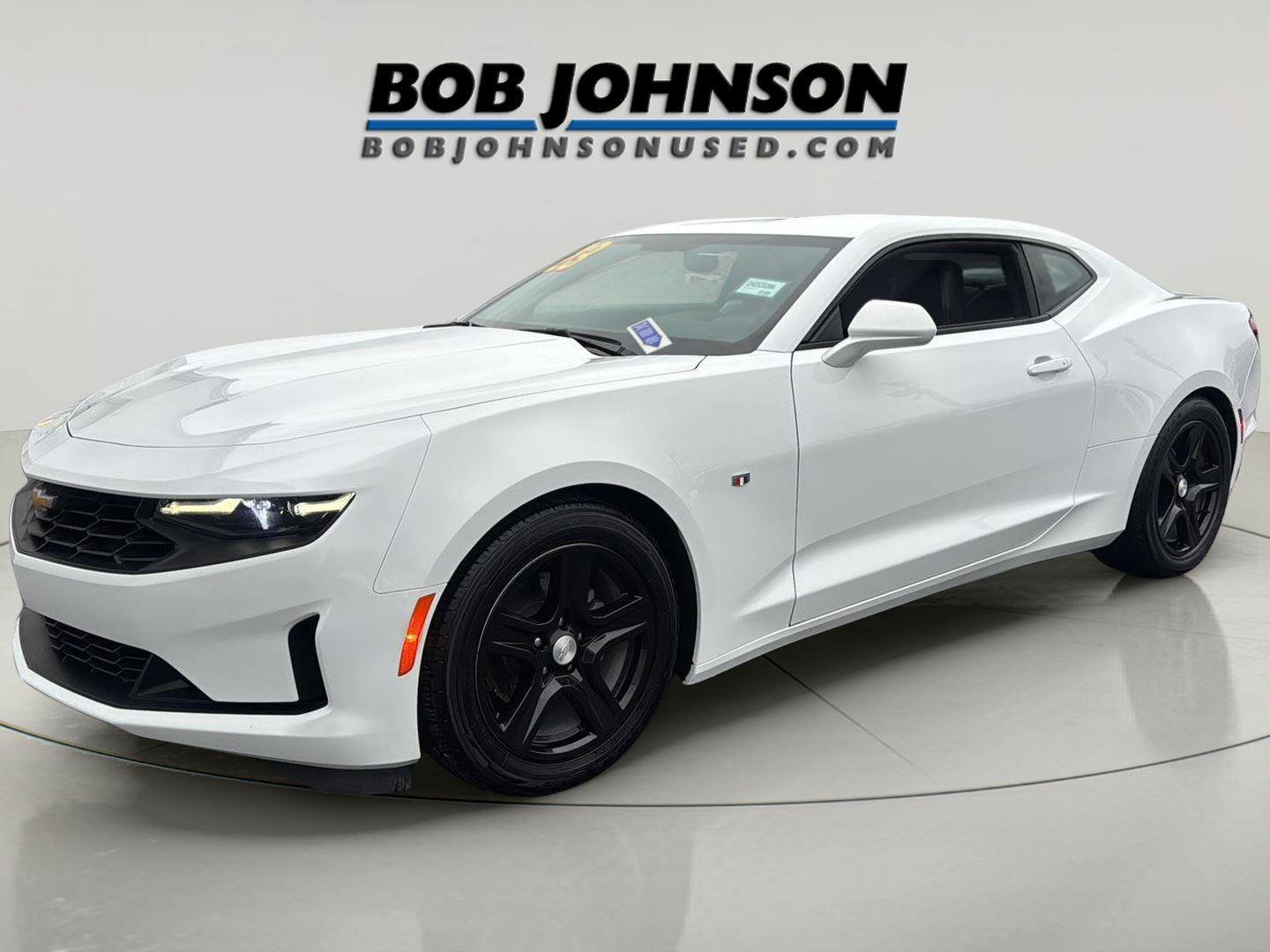Used 2023 Chevrolet Camaro LT image 3