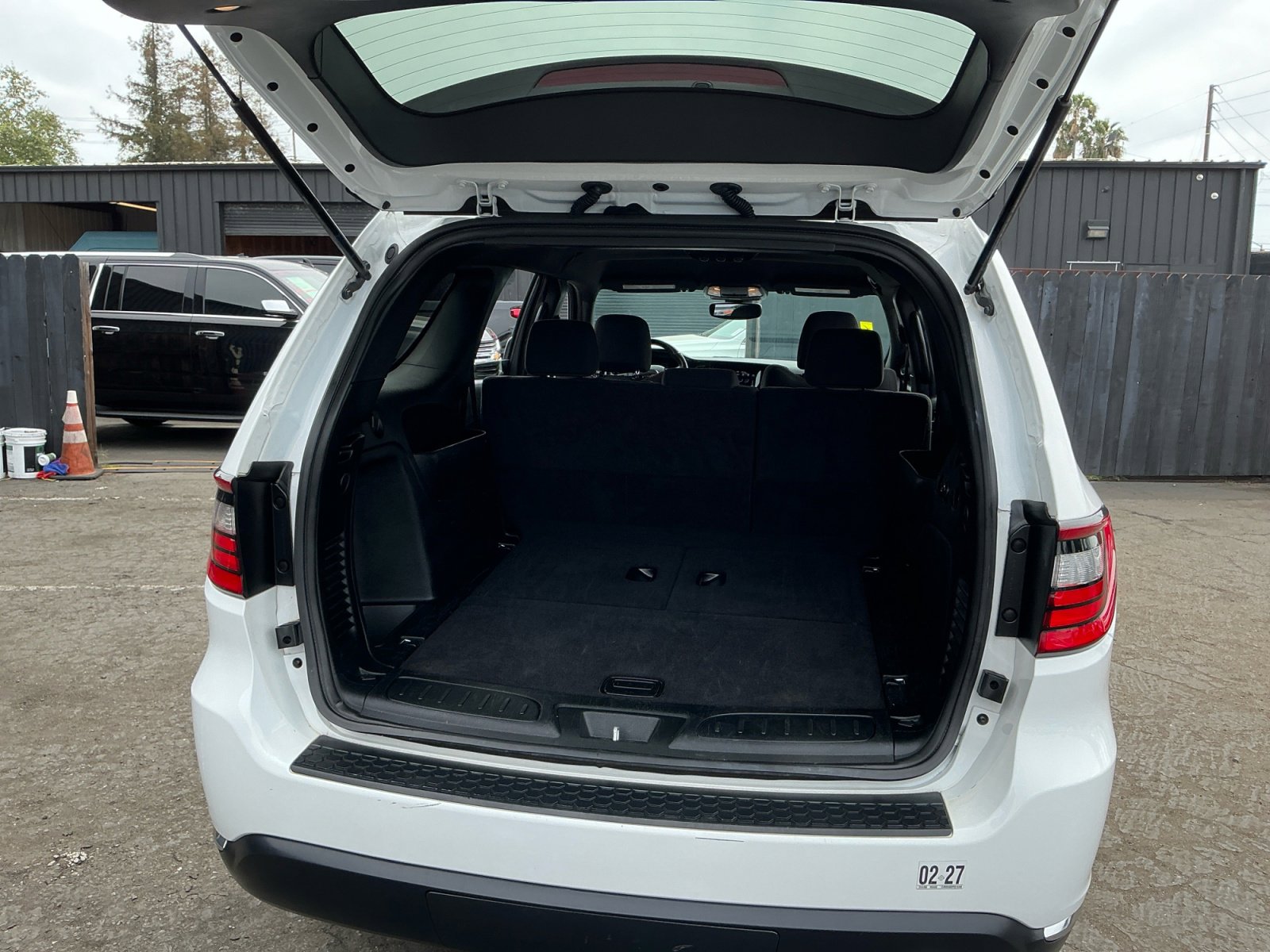 Used 2023 Dodge Durango SXT image 26