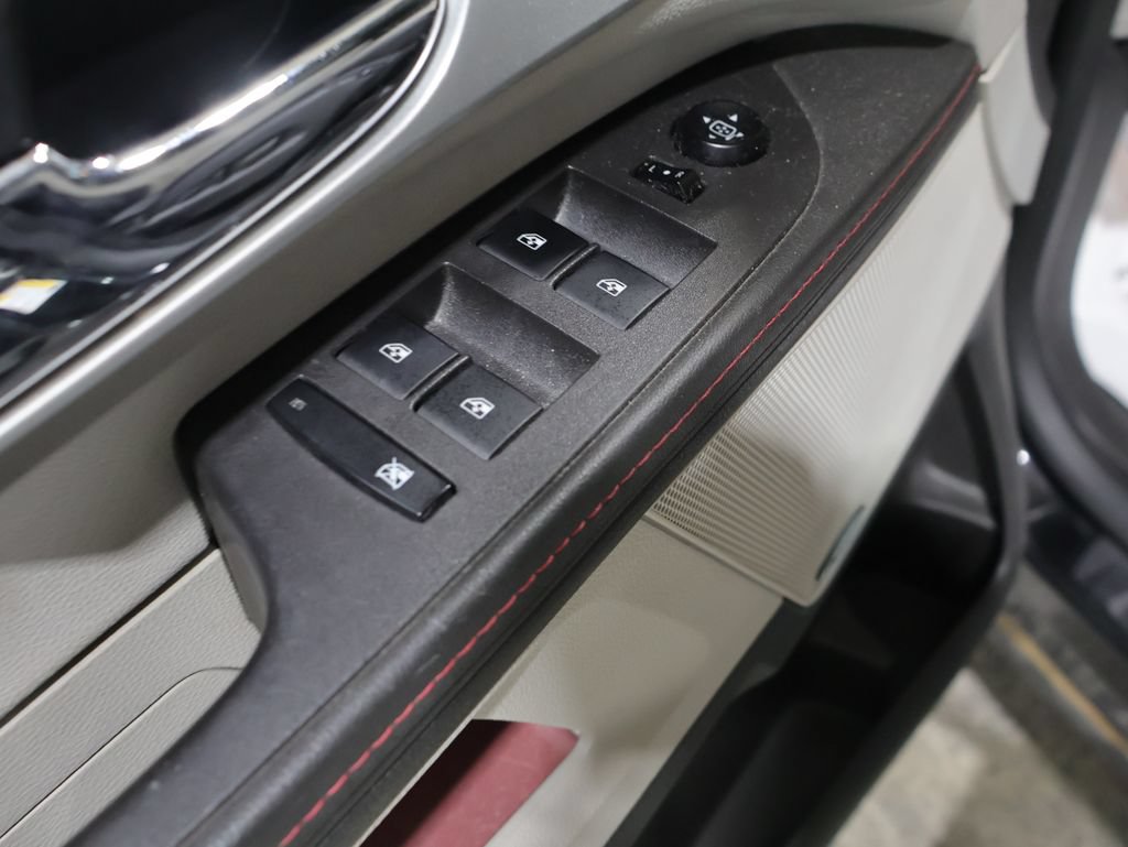 Used 2013 Chevrolet Equinox LTZ AWD/4WD image 14
