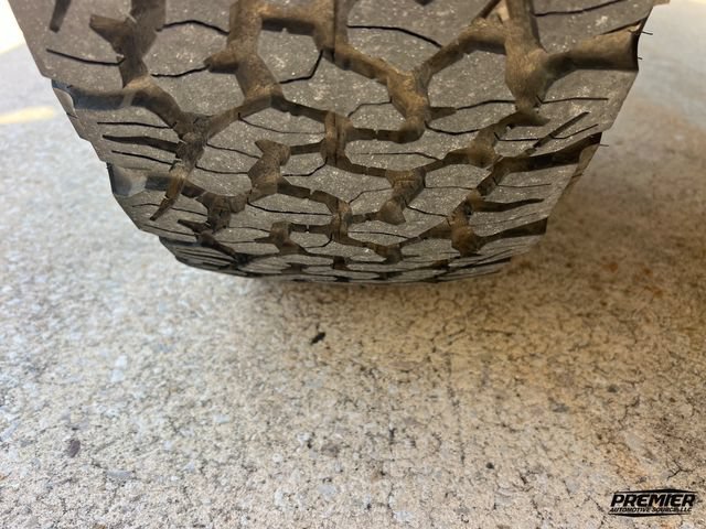 Used 2005 Jeep Wrangler X w/ Tire & Wheel Group (Ecco) AWD/4WD image 47