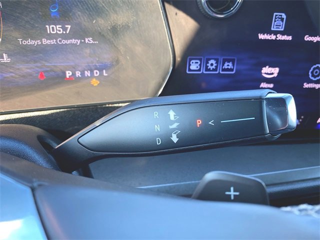 Used 2024 Chevrolet Traverse LT image 16