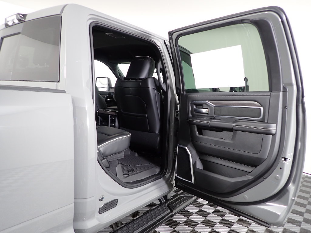 New 2027 RAM 2500 Laramie w/ Night Edition AWD/4WD image 35