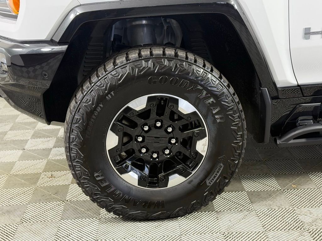 New 2025 GMC Hummer EV 3X w/ Extreme Off-Road Package image 12