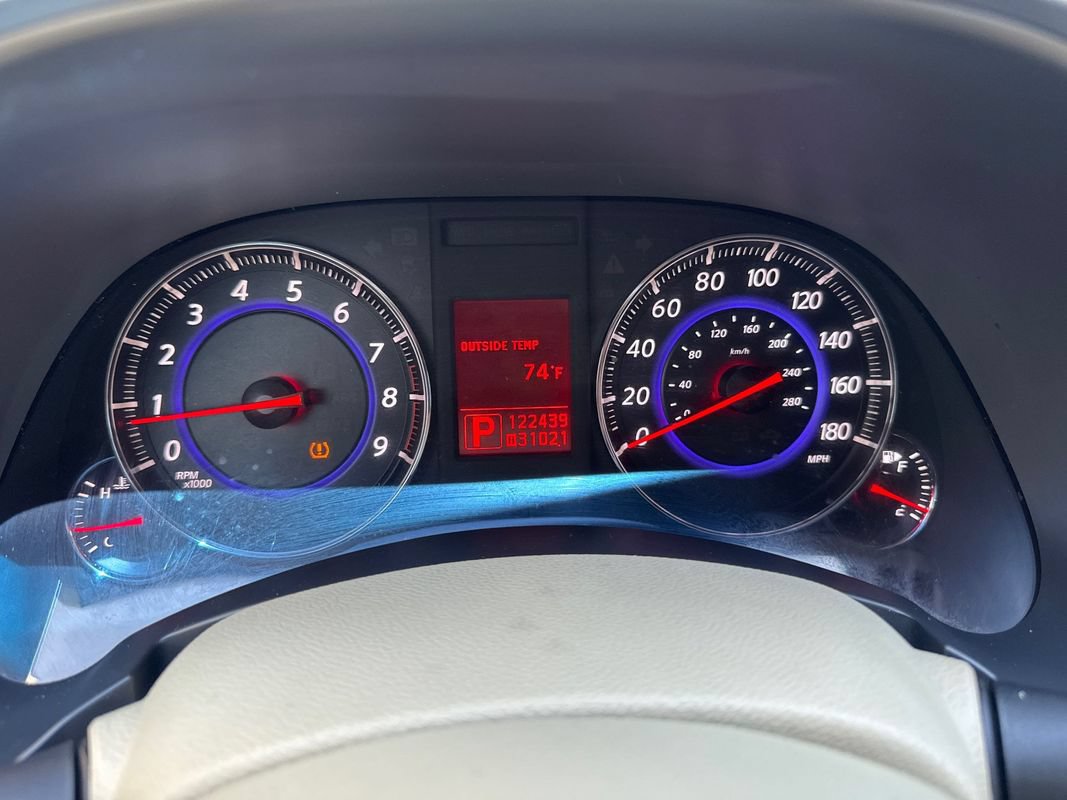 Used 2009 INFINITI FX35 AWD w/ Technology Pkg image 24