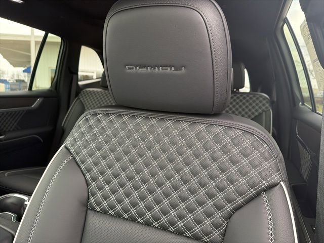 New 2026 GMC Acadia Denali w/ Super Cruise Package image 20
