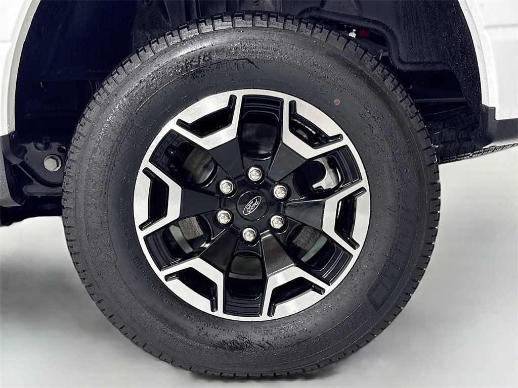 Used 2022 Ford F150 Lightning Pro image 10