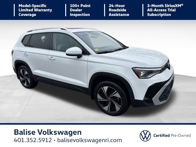 Certified 2025 Volkswagen Taos SE image 1
