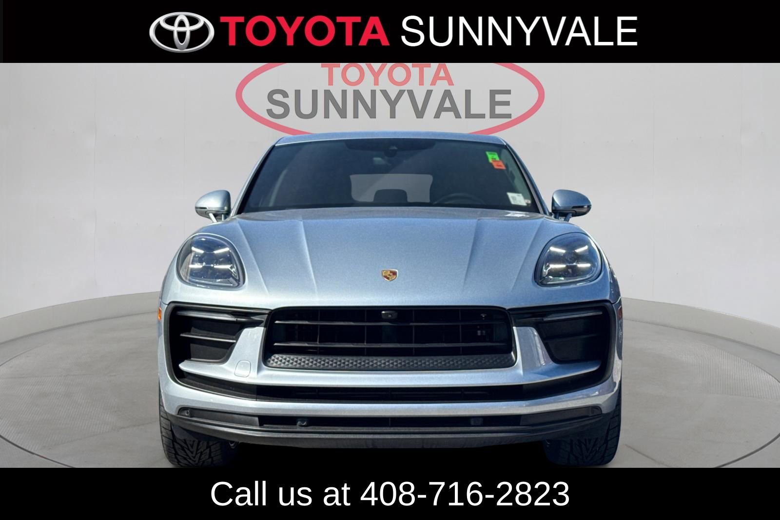 Used 2022 Porsche Macan AWD/4WD image 11