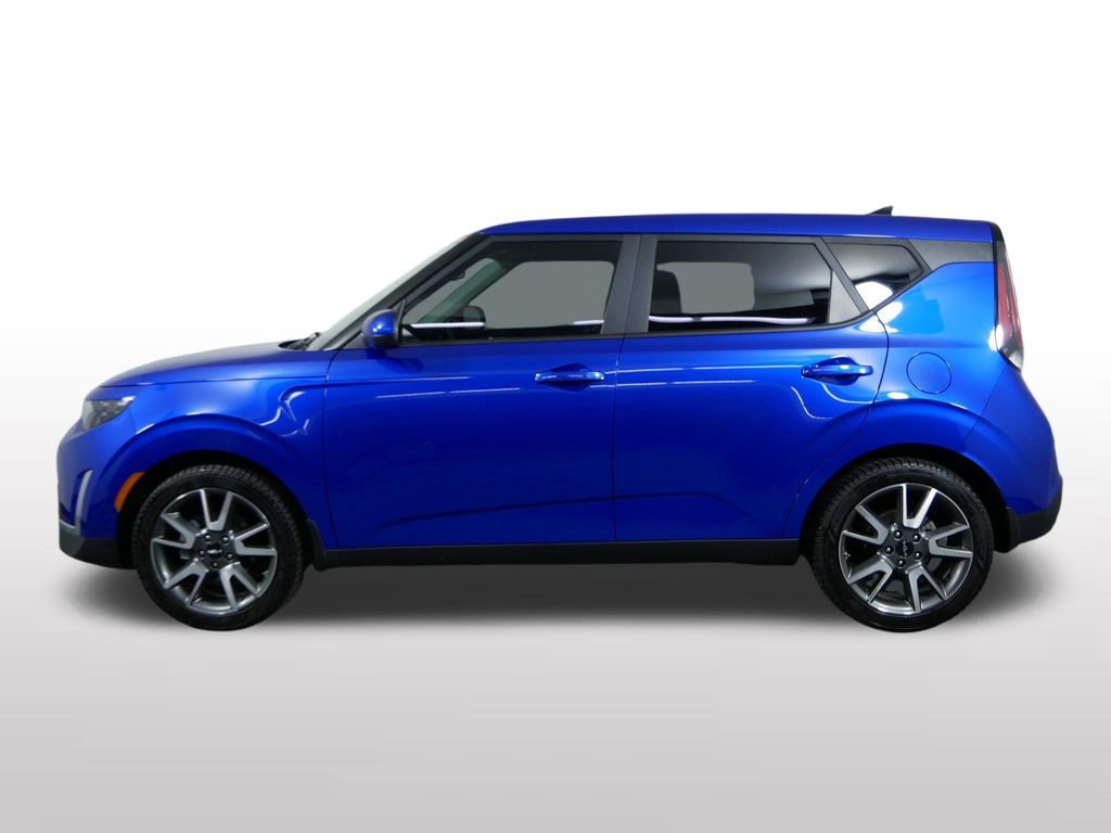 Used 2024 Kia Soul EX w/ Option Group 015 FWD image 7