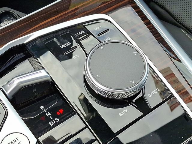 Used 2026 BMW X5 xDrive40i w/ Parking Assistance Package image 14