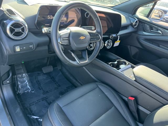 Used 2026 Chevrolet Blazer EV LT w/ LPO, Blackout Package FWD image 11