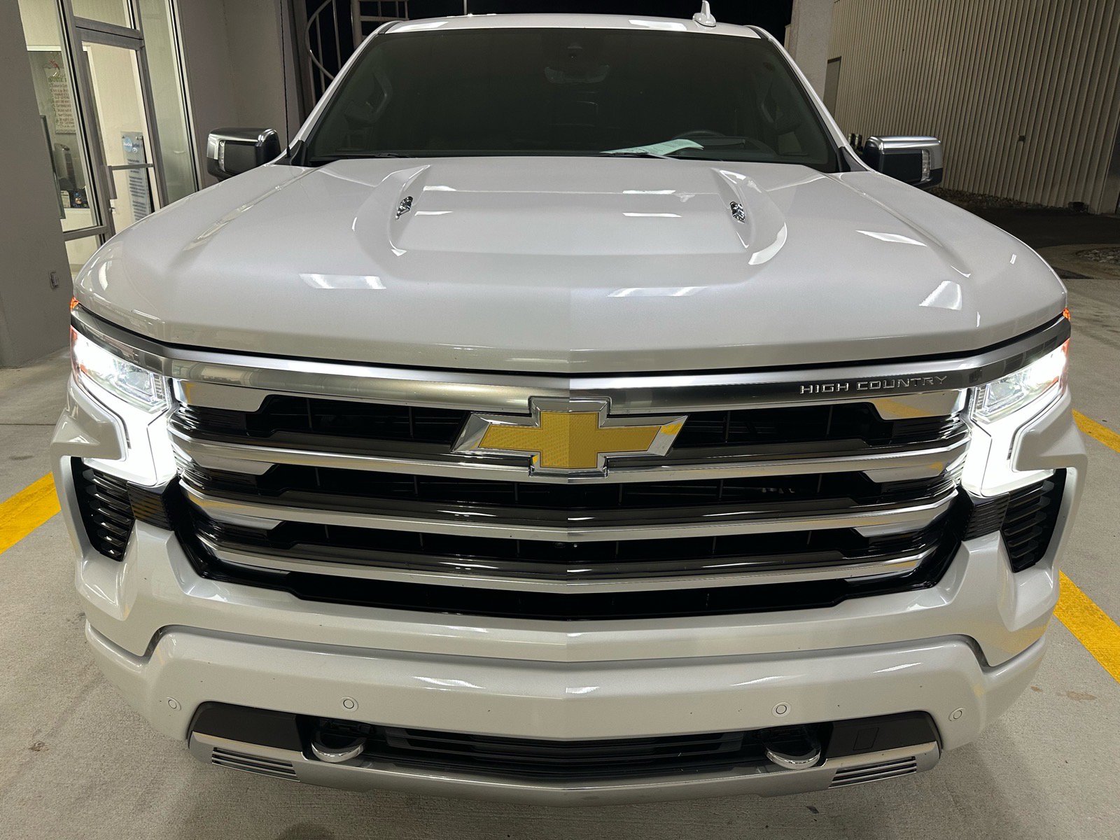 Used 2025 Chevrolet Silverado 1500 High Country w/ High Country Premium Package image 8