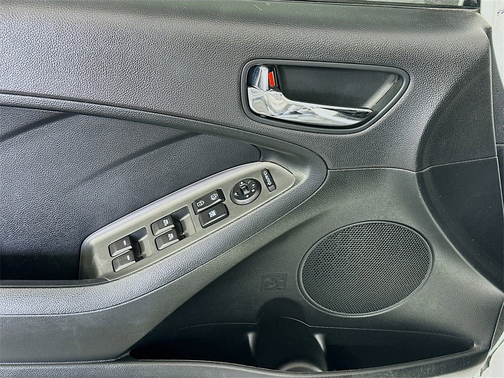 Used 2015 Kia Forte EX image 16