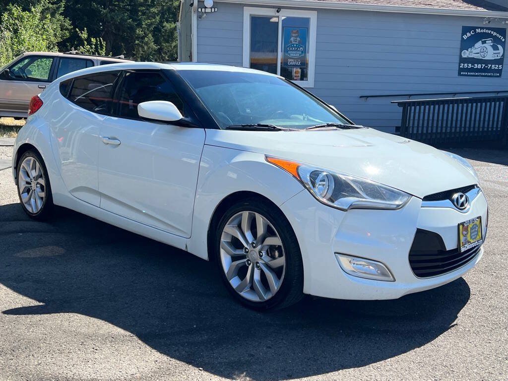 Used 2013 Hyundai Veloster w/ Style Pkg FWD image 8
