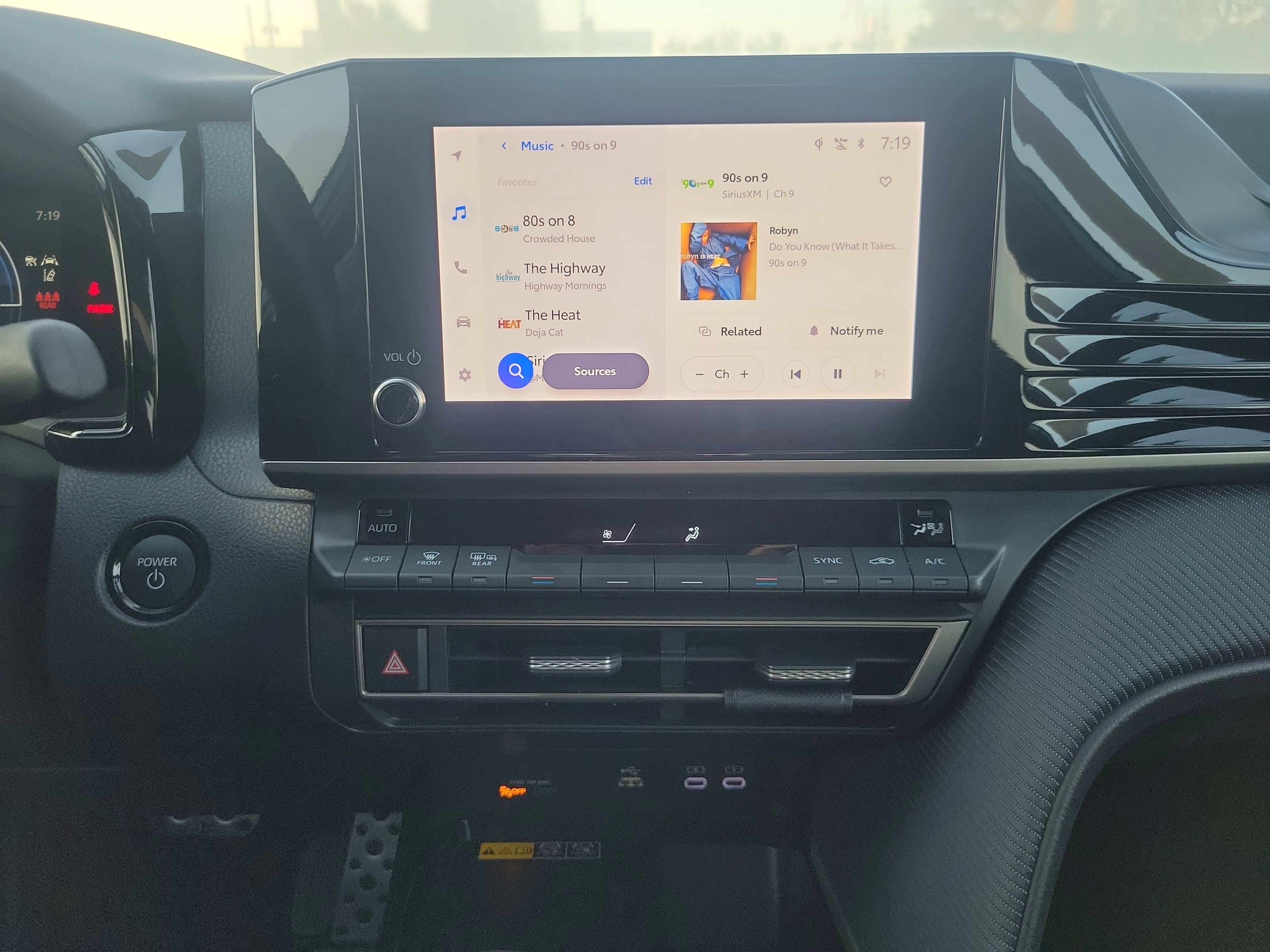 Certified 2025 Toyota Camry SE image 26