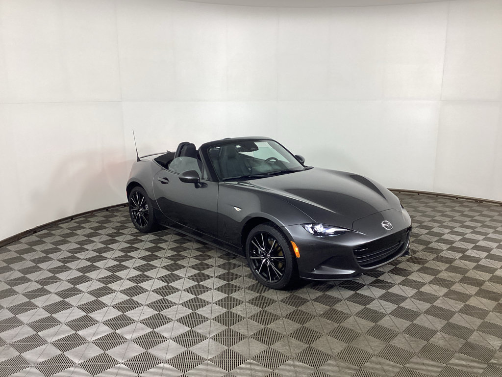 Used 2025 MAZDA MX-5 Miata Grand Touring w/ Weather Package RWD image 2