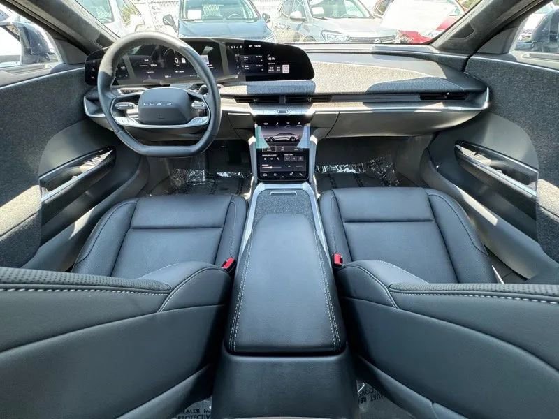 Used 2023 Lucid Air Pure AWD/4WD image 19