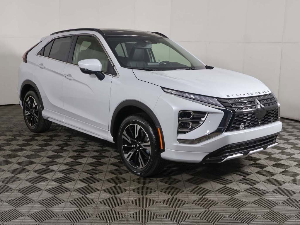 New 2026 Mitsubishi Eclipse Cross SEL image 2