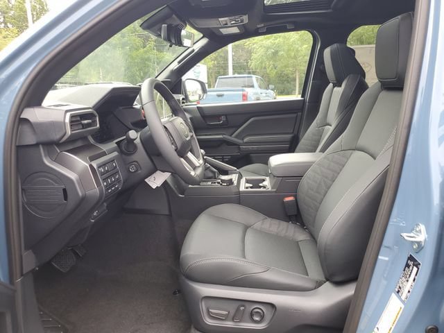 New 2026 Toyota 4Runner TRD Off-Road Premium AWD/4WD image 19