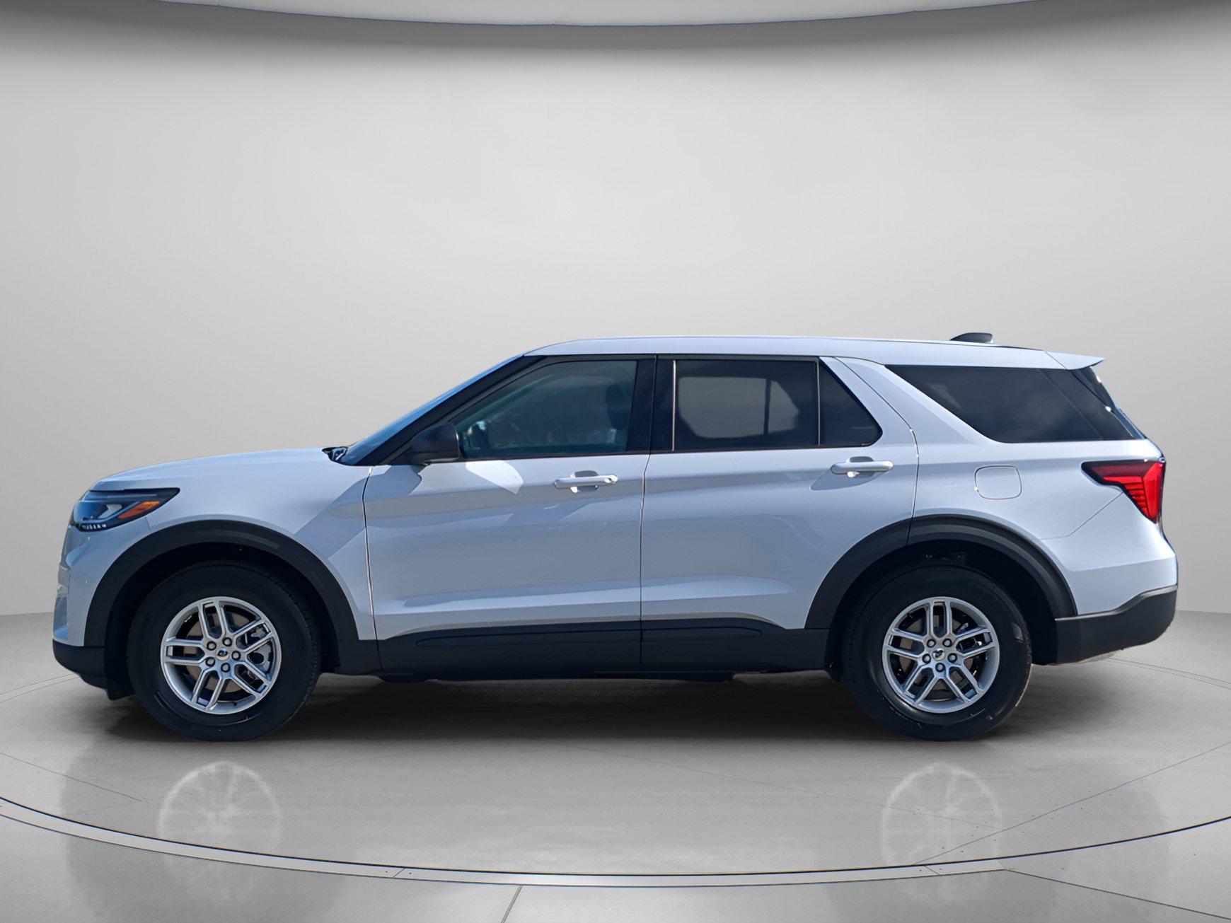 New 2026 Ford Explorer Active RWD image 46