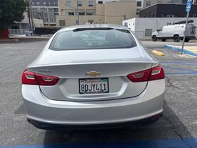 Used 2018 Chevrolet Malibu LT FWD image 6